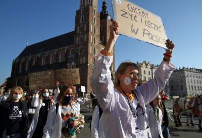 Młodzi Solidarnie z Protestem Medyków. Studenci protestowali w Krakowie - zdjęcie 15