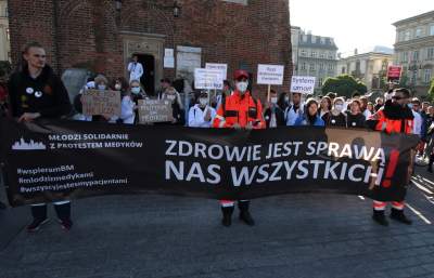 Młodzi Solidarnie z Protestem Medyków. Studenci protestowali w Krakowie - zdjęcie 18