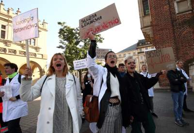 Młodzi Solidarnie z Protestem Medyków. Studenci protestowali w Krakowie - zdjęcie 21
