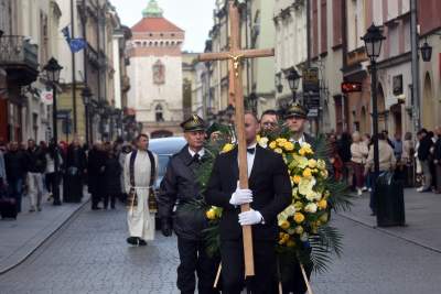 Kraków pożegnał poetę. Prochy złożono w Panteonie Narodowym - zdjęcie 2