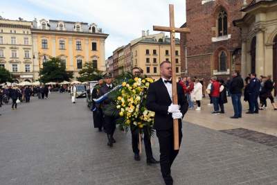 Kraków pożegnał poetę. Prochy złożono w Panteonie Narodowym - zdjęcie 7