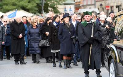 Kraków pożegnał poetę. Prochy złożono w Panteonie Narodowym - zdjęcie 9