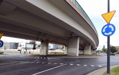 Kolejne rondo w Krakowie ma patrona. Upamiętniono Janusza Kurtykę - zdjęcie 16