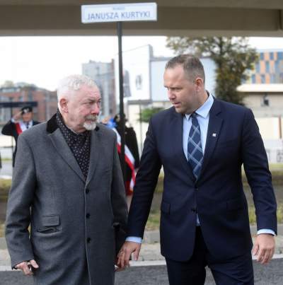 Kolejne rondo w Krakowie ma patrona. Upamiętniono Janusza Kurtykę - zdjęcie 12