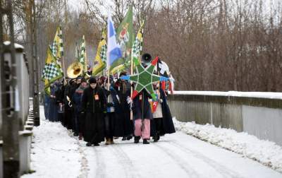 Imponujący orszak na ulicach Krakowa. Piękna tradycja - zdjęcie 5