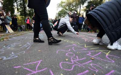 Marsz solidarności z osobami cierpiącymi na granicy polsko-białoruskiej - zdjęcie 17