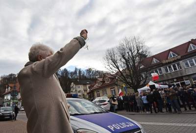 Protest w Dobczycach: Chyra, Hołdys, Bodnar i inni... - zdjęcie 23