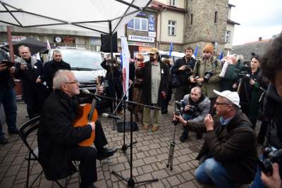 Protest w Dobczycach: Chyra, Hołdys, Bodnar i inni... - zdjęcie 15