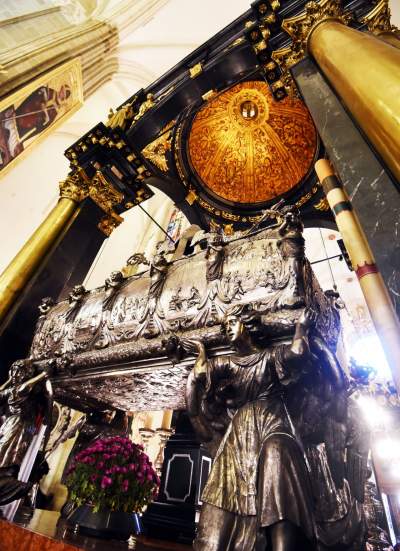 Kraków świętuje. 11 Listopada przed południem... - zdjęcie 2