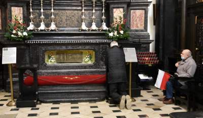 Kraków świętuje. 11 Listopada przed południem... - zdjęcie 4