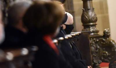 Rząd i PiS świętowali w Krakowie. Strajk Kobiet protestował - zdjęcie 8