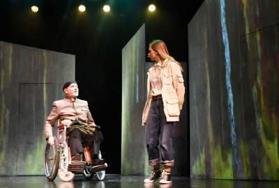 „Kapelusz za sto tysięcy” w Grotesce. Fot. Marek Lasyk - zdjęcie 3