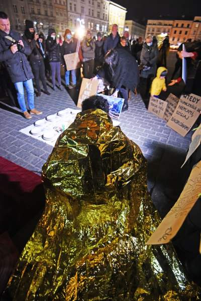 Wigilia dla imigrantów na krakowskim Rynku - zdjęcie 12