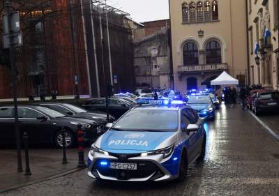 Taki prezent dostała policja od władz Krakowa... - zdjęcie 14