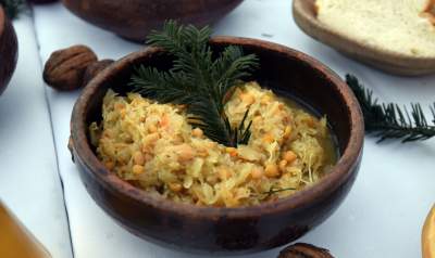 Wigilia dla bezdomnych i potrzebujących. fot. Marek Lasyk - zdjęcie 20