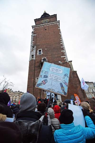 Protest w obronie wolnych mediów. fot. Marek Lasyk - zdjęcie 37