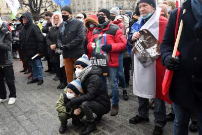 Protest w obronie wolnych mediów. fot. Marek Lasyk - zdjęcie 50