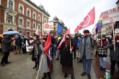 Demonstracja w Krakowie w 99. rocznicę zabójstwa Gabriela Narutowicza - zdjęcie 4