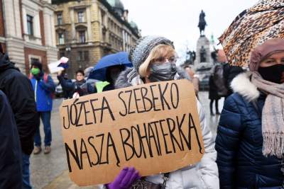 Demonstracja w Krakowie w 99. rocznicę zabójstwa Gabriela Narutowicza - zdjęcie 14