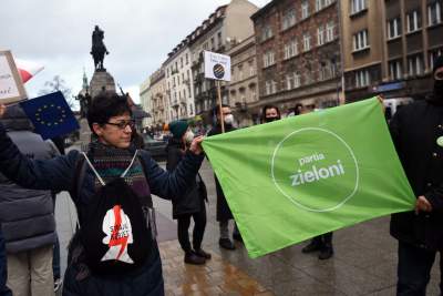 Demonstracja w Krakowie w 99. rocznicę zabójstwa Gabriela Narutowicza - zdjęcie 15