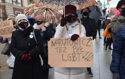Demonstracja w Krakowie w 99. rocznicę zabójstwa Gabriela Narutowicza - zdjęcie 13