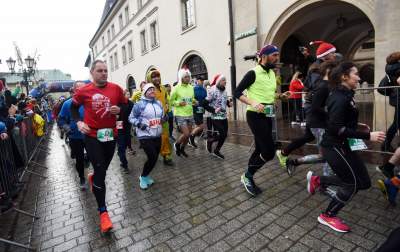 Powróciła krakowska, sylwestrowa tradycja. Bieg w przebraniu - zdjęcie 25