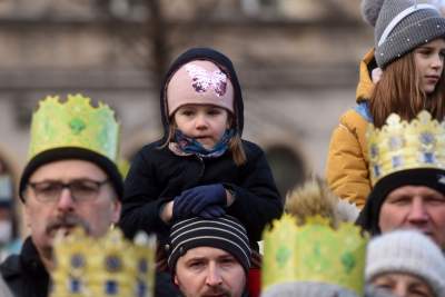 Tłumy w Orszaku Trzech Króli (Rok 2022) - zdjęcie 32