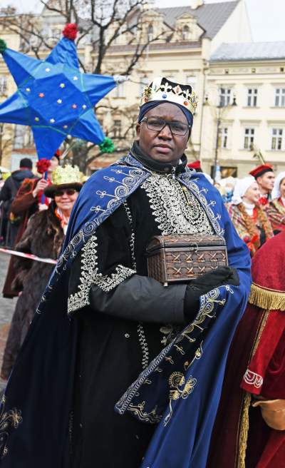 Tłumy w Orszaku Trzech Króli (Rok 2022) - zdjęcie 21