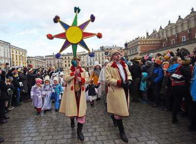 Tłumy w Orszaku Trzech Króli (Rok 2022) - zdjęcie 22