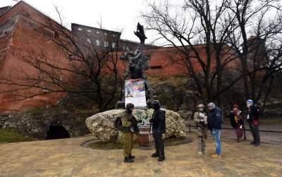 Oni nie narzekali na pogodę. 30. Finał WOŚP w Krakowie - zdjęcie 43