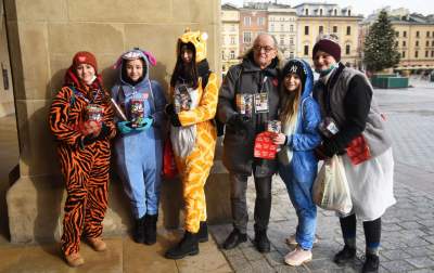 Oni nie narzekali na pogodę. 30. Finał WOŚP w Krakowie - zdjęcie 9