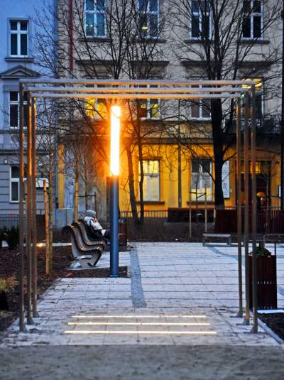 Plac Biskupi po modernizacji. Wiosną będzie tu pięknie - zdjęcie 28