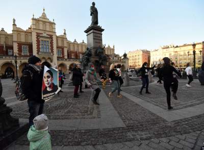 Nazywam się Miliard - One Billion Rising Kraków, fot. Marek Lasyk - zdjęcie 9