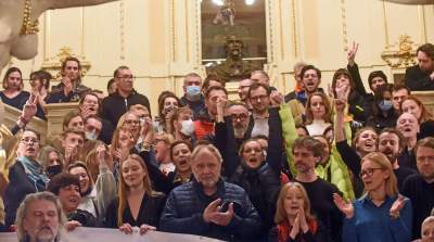 Konferencja w Teatrze Słowackiego. Cały zespół wspiera dyrektora - zdjęcie 33