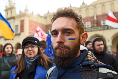 Marsz solidarności z Ukrainą w Krakowie. Finał przed konsulatem Rosji - zdjęcie 4