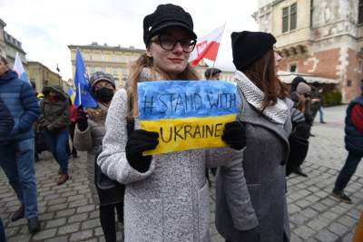 Marsz solidarności z Ukrainą w Krakowie. Finał przed konsulatem Rosji - zdjęcie 34