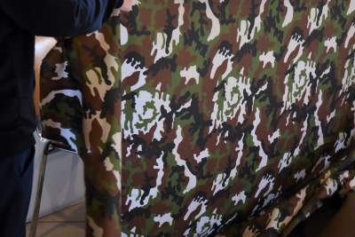 Robią siatki maskujące dla ukraińskiego wojska, potrzeba rąk do pracy - zdjęcie 22