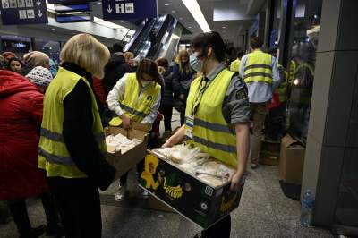 Krakowski dworzec tułaczy. Dzień szesnasty. Fot. Marek Lasyk - zdjęcie 17
