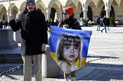 Ukraińscy uchodźcy protestują na Rynku Głównym. Jeden postulat - zdjęcie 2