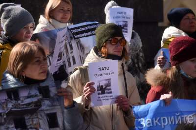 Ukraińscy uchodźcy protestują na Rynku Głównym. Jeden postulat - zdjęcie 21