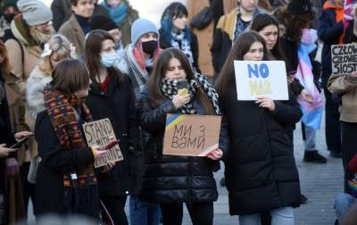 Ukraina naszą siostrą. Manifa solidaryzuje się z walczącą Ukrainą - zdjęcie 18