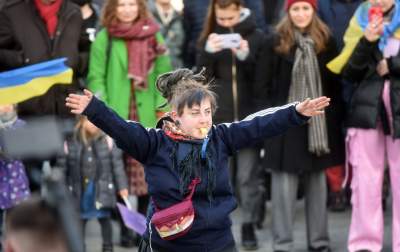 Ukraina naszą siostrą. Manifa solidaryzuje się z walczącą Ukrainą - zdjęcie 15