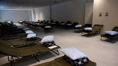 Zamieszka tu kilkuset uchodźców z Ukrainy. Sale pomalowali studenci ASP - zdjęcie 20