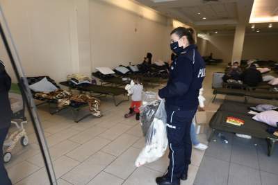 Już ponad stu uchodźców zakwaterowano w dawnej galerii Plaza. Przygotowano 390 miejsc - zdjęcie 7