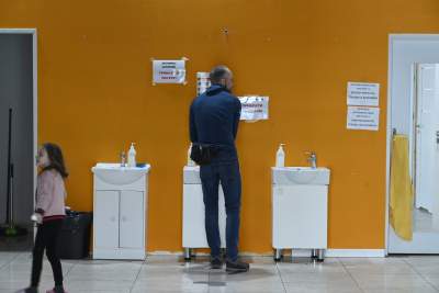 Już ponad stu uchodźców zakwaterowano w dawnej galerii Plaza. Przygotowano 390 miejsc - zdjęcie 20