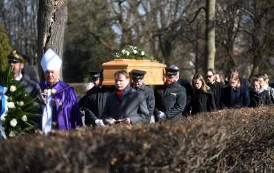 Kraków pożegnał Zofię Gołubiew, spoczęła w Alei Zasłużonych - zdjęcie 4