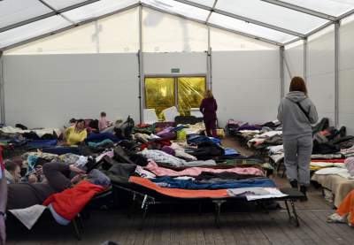 Z dworca na plac przed dworcem. 28 dzień wojny i tułaczki - zdjęcie 23