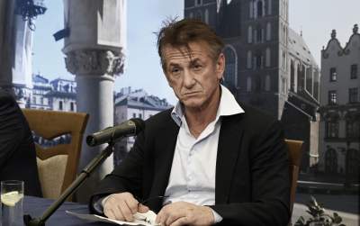 Sean Penn w Krakowie. W obiektywie Marka Lasyka - zdjęcie 3