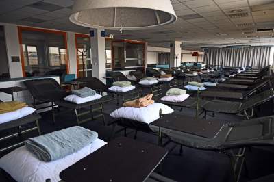 Schronienie dla uchodźców w dawnym Tesco. Bardzo starannie przygotowane - zdjęcie 1