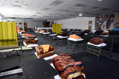 Schronienie dla uchodźców w dawnym Tesco. Bardzo starannie przygotowane - zdjęcie 9